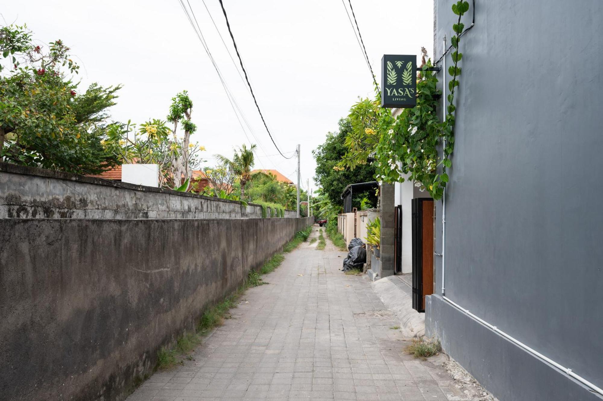Reddoorz Plus At Yasa'S Living Denpasar サヌール 外观 照片