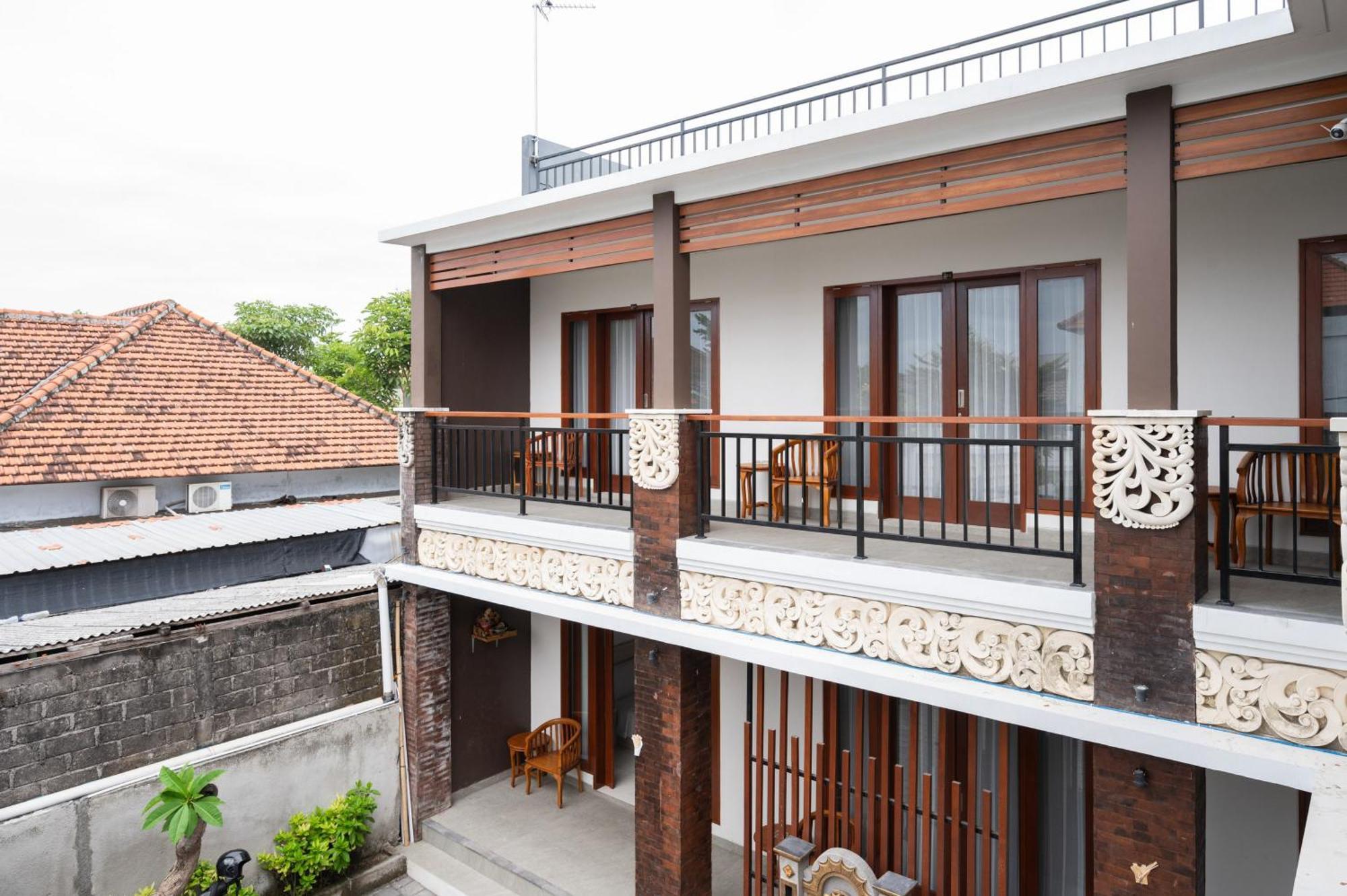 Reddoorz Plus At Yasa'S Living Denpasar サヌール 外观 照片